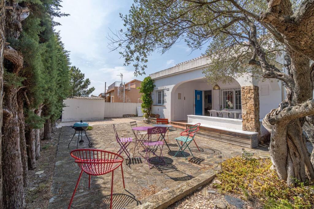 Mb1-house With Big Garden ,swimming-pool, & Barbacue In * Roses